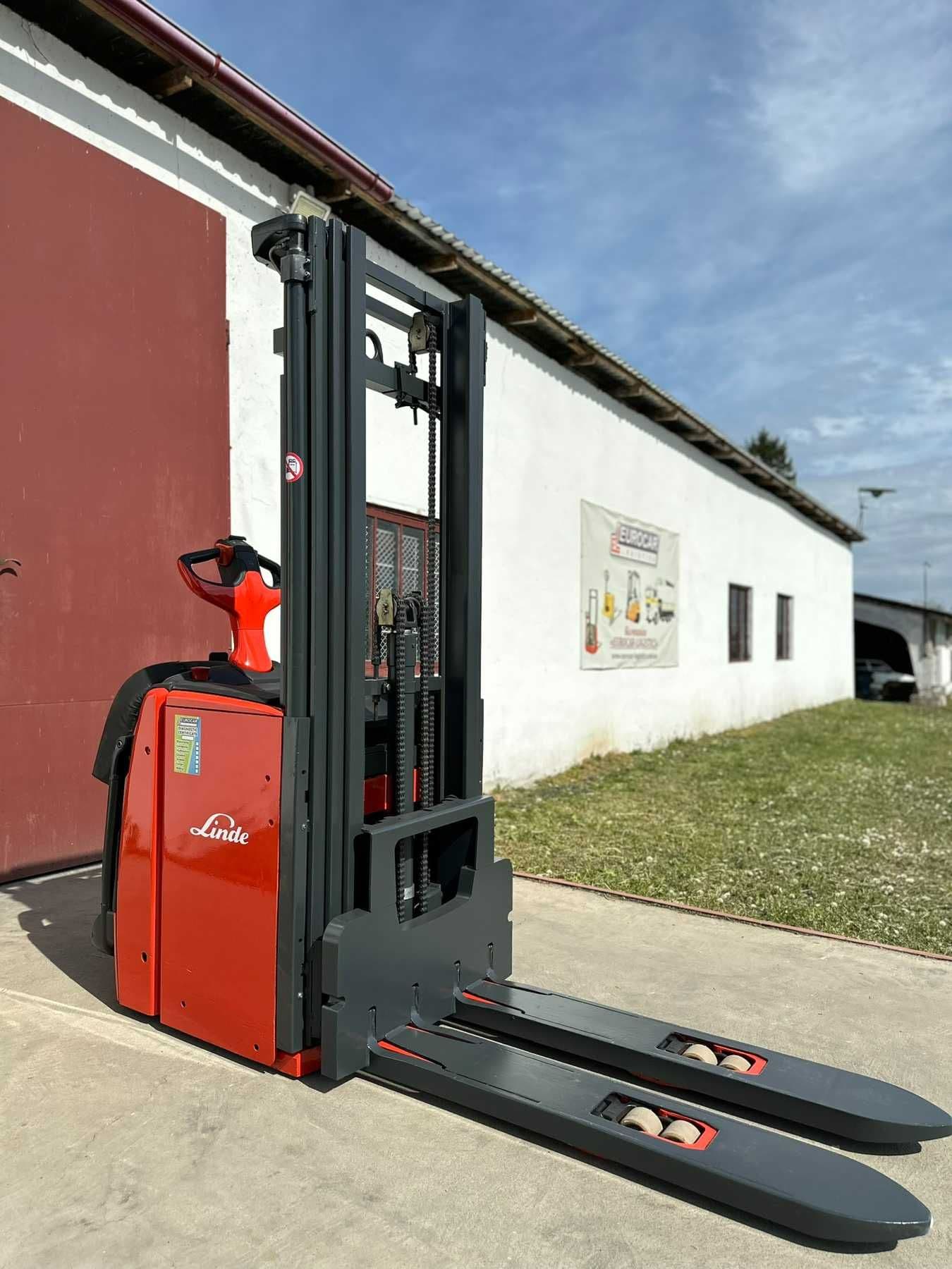 Електричний Штабелер Linde L20АР