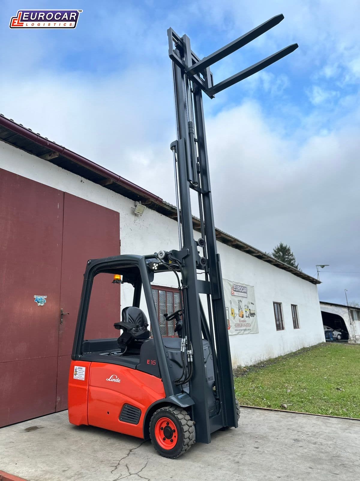 Електричний навантажувач Linde E16-02