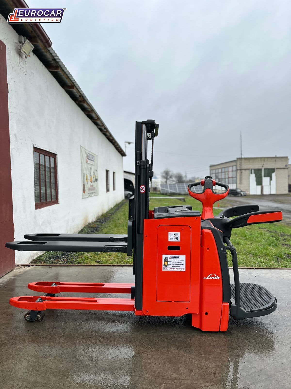 Електричний Штабелер Linde D10АР